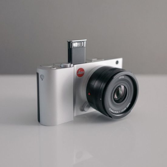 Fotografia e Leica T Mirrorless Digital Camera.